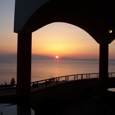 Sea View Resorts & Spa Karfás Eksteriør bilde